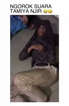 ngokkkk🗿🤣#agaklain #vidiokocakngakak #memestiktok #trendingtiktok #viraltiktok 