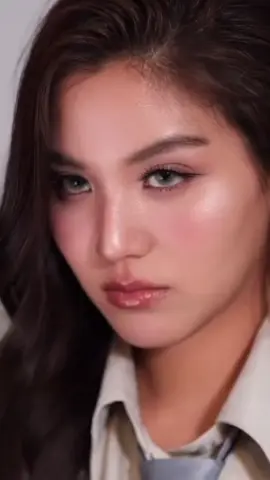 I cannot stop editing this Video. Bonnie in suit is a history.  #bonnie #emibonnie #thaigl #wlw #fyp 