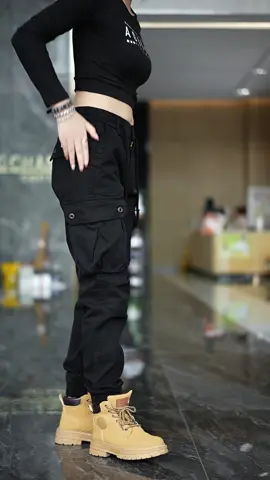 #pants #plussizefashion #casualoutfits Outdoor multi-pocket casual pants for both men and women#outfit #fashiontiktok 