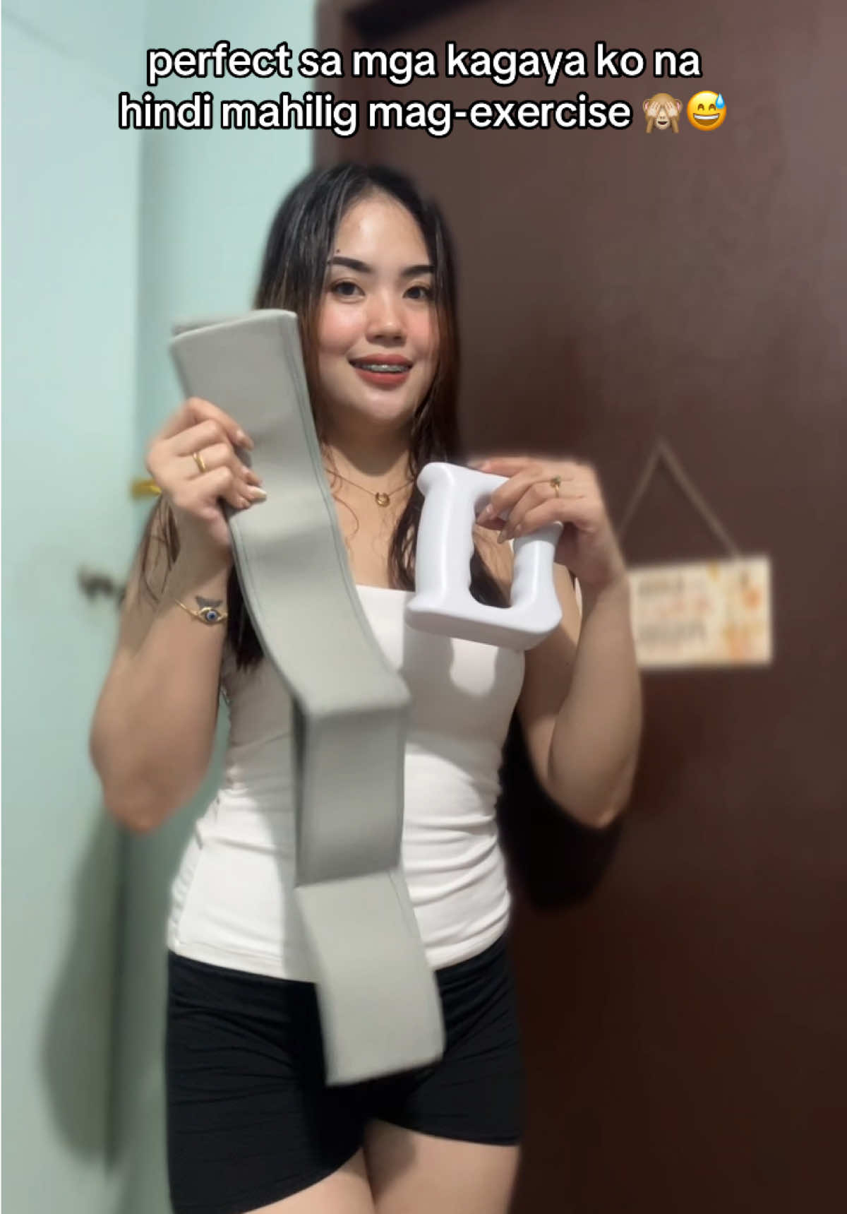 perfect talaga to sa mga kagaya ko na hindi mahilig mag-exercise! 🙈🥰❤️ must have! Good quality & very affordable 💯 #massager #massagerelax #trending #helpfultips #helpful #fyp 