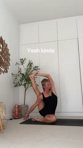 Every time I say I teach yoga 😂 - what’s everyone’s obsession with touching their toes?!! #yoga #holyairball 