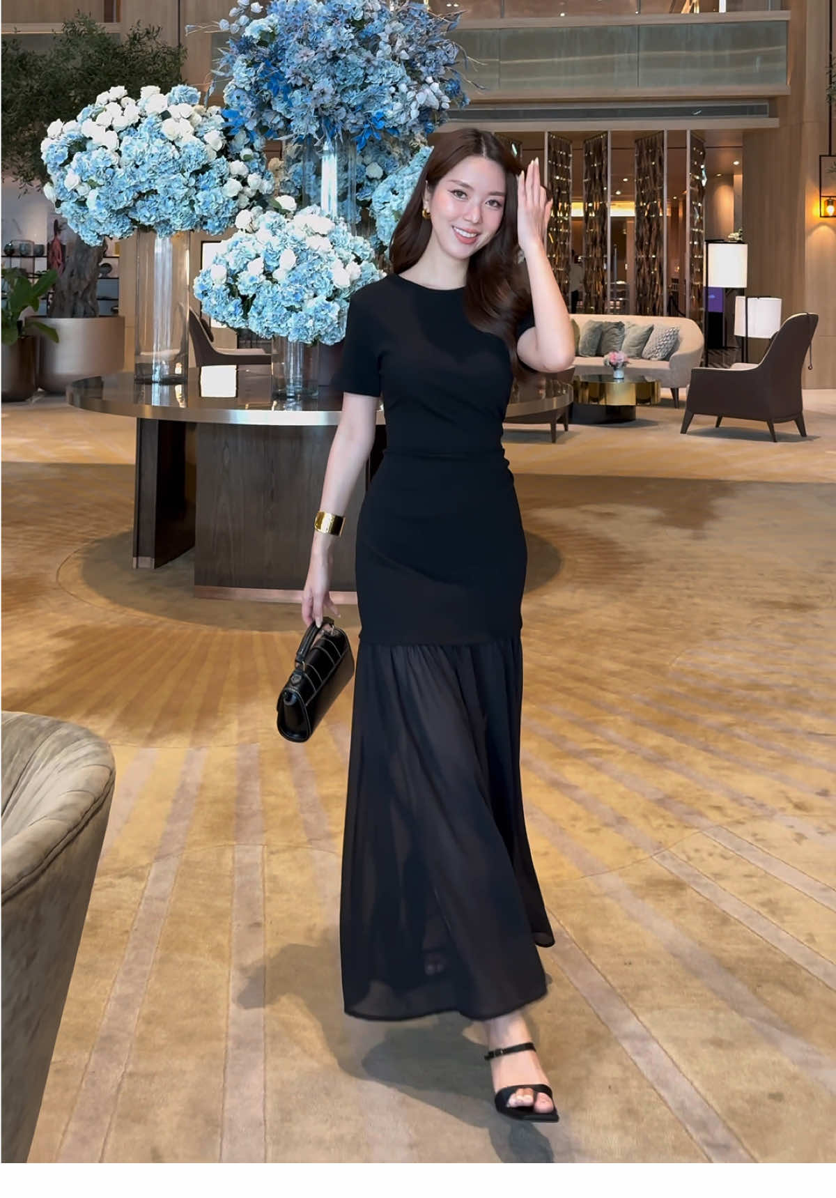 หรูหรา กรุยกราย จบได้ ในลุคเดียว #thealner #OOTD #ไอเดียแต่งตัว 