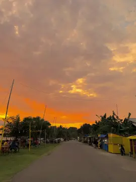 satu kata buat dia??🥀🙌🏻 #sunset #sarudu #fyp #galaubrutal #komenki 