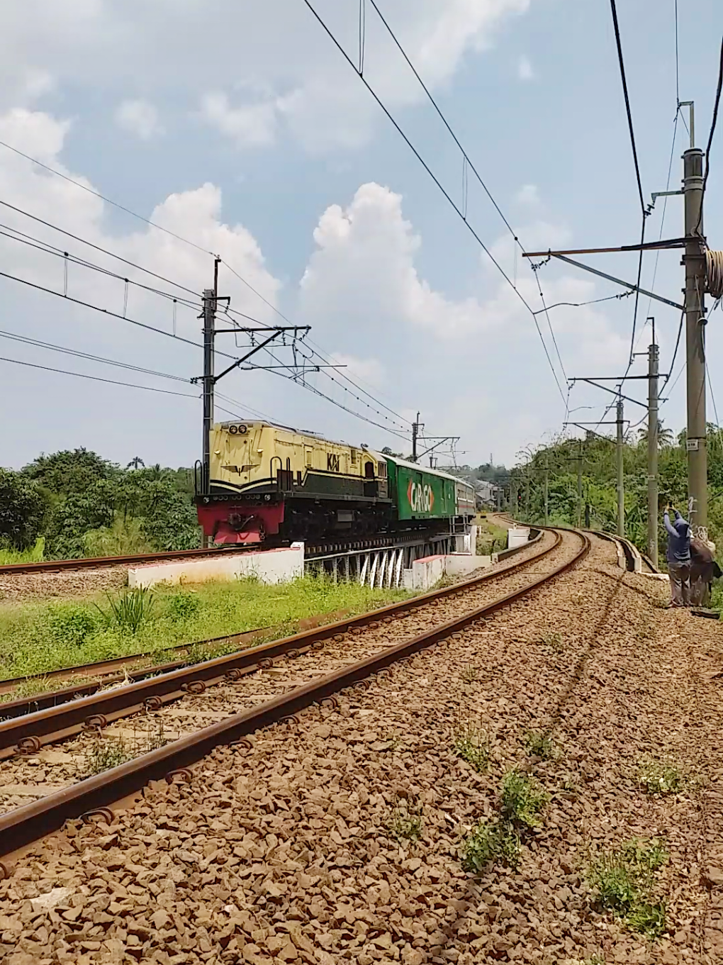 Nyata atau palsu 🤭 #disponsori #fyp #merakjakarta #rangkasbitungline #krlcommuterline 