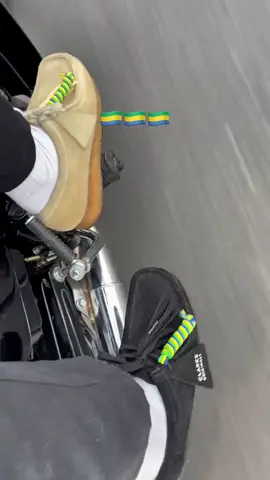 Special color for Bandung with love🇬🇦🕊️ #aksesorisclarks#clarksoriginals#clarkswallabees#022#bandung