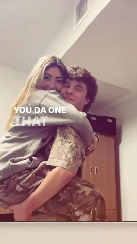 😋 #bestfriend #couple #relationships #relationshipgoals #college 