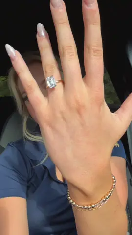 SURPRISE #engaged #engagement #wifey 