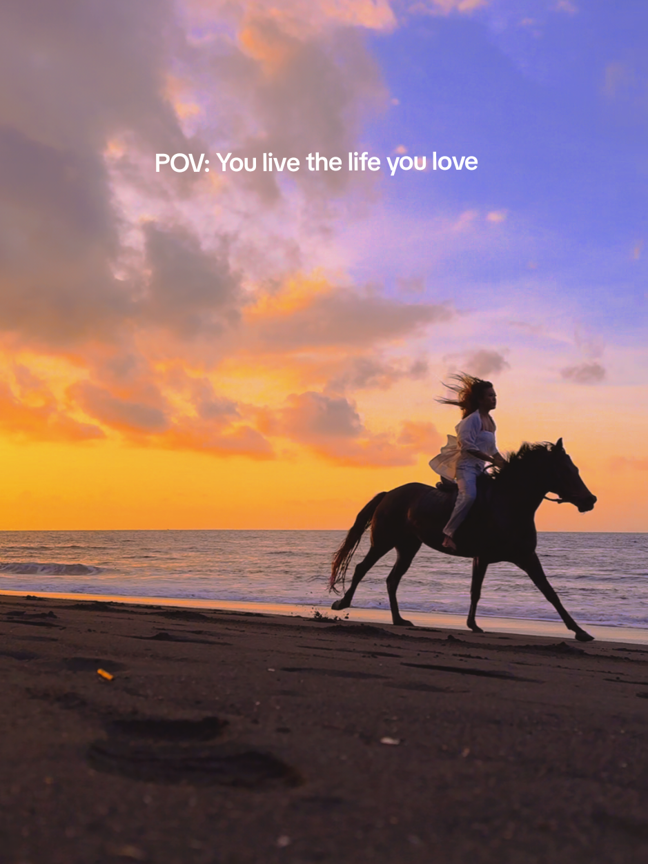 Two hearts moving as one 🤍 #Horse  #Horseriding #Horsegirl #Bali #Sunset 
