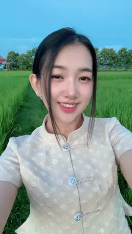 #ရှမ်းအကျီဒီဇိုင်းသစ်လေး#ကြိုက်ရင်မှာလို့ရပါတယ်နော်😘😘 #Her Avanue #traditional #trending 