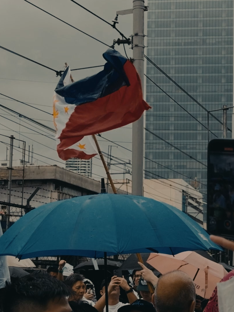 Strike is the weapon of the oppressed, of men capable of appreciating justice...  #edsa #trillionpesomarch #cinematic #rally