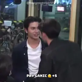 puppy is fighting for his life everytime his phi flirts🤣 #williamest #williamjkp #est_rvp #fyp 