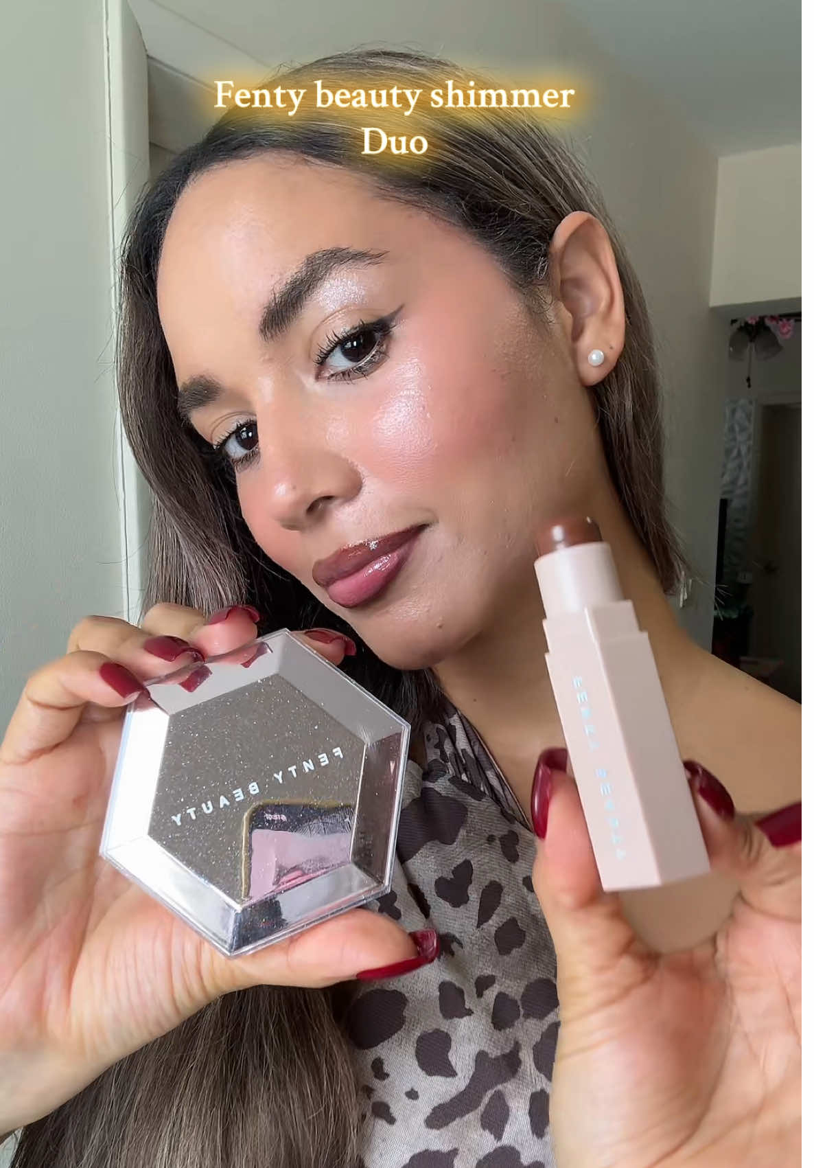 Fenty beauty shimmer Duo #fentybeauty  . . . . . . . . . . . . . #highlight #spotlight #makeup #makeup 