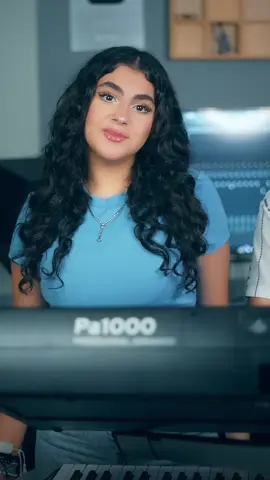 رسمت حياتي بالترتيب ✍️ غدر بيا زماني 😔 #صبلي_هالكاس_حتى_واسيـ_احزاني #تولا_زعيتر #حيدر_زعيتر #رسمت_حياتي_بالترتيب #ربيع_العمري 