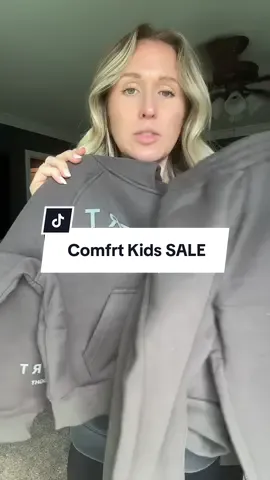I’ve been waiting to get the kids Comfrt set until it was on sale! If this is you, definitely grab it before the sale is over! @Comfrt #comfrtkids #loungewear #kidsfashion 