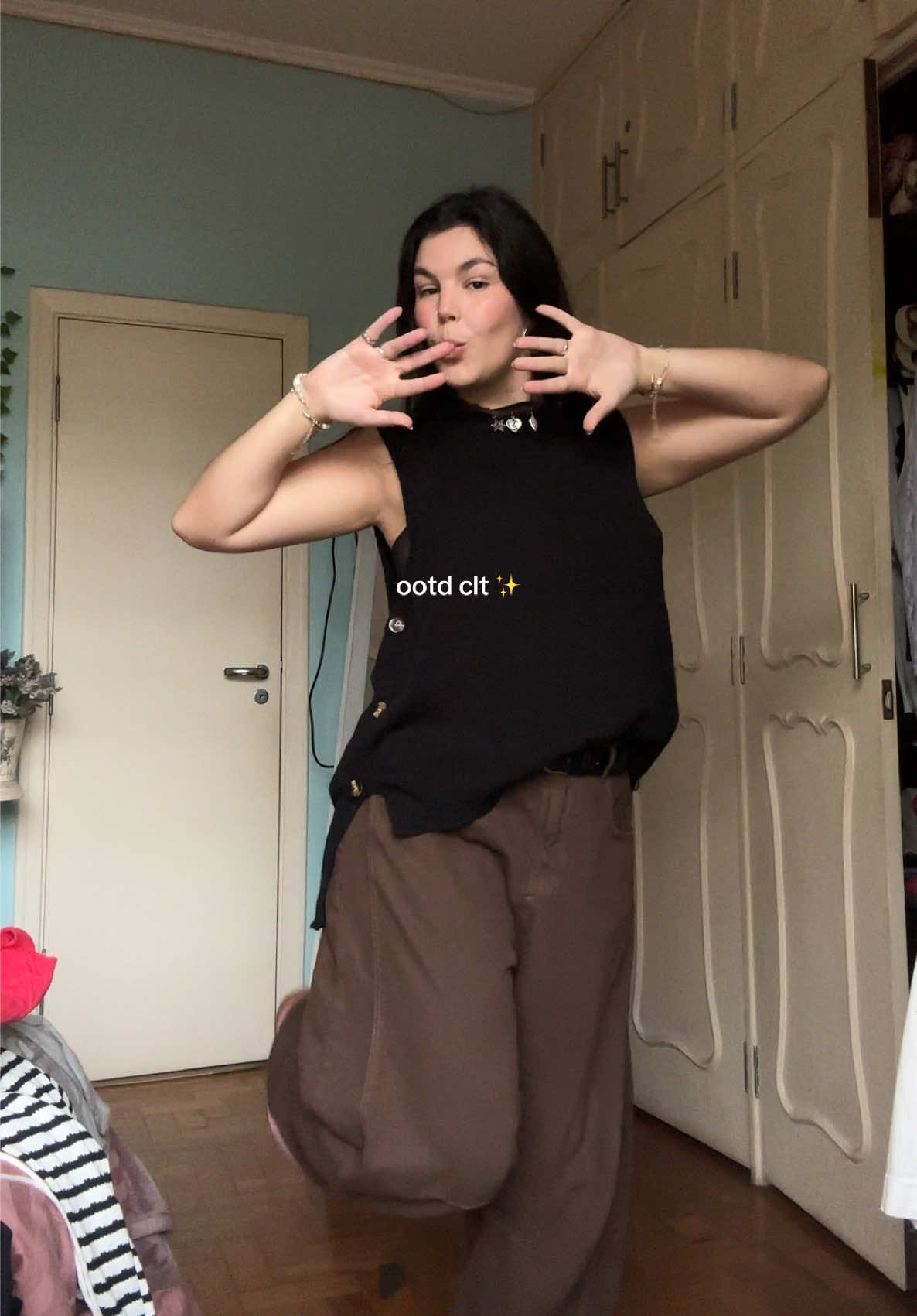 de volta com os looks de trabalho presencial 🤝🏼✨ #TikTokFashion #daily #moda #fashion #OOTD 