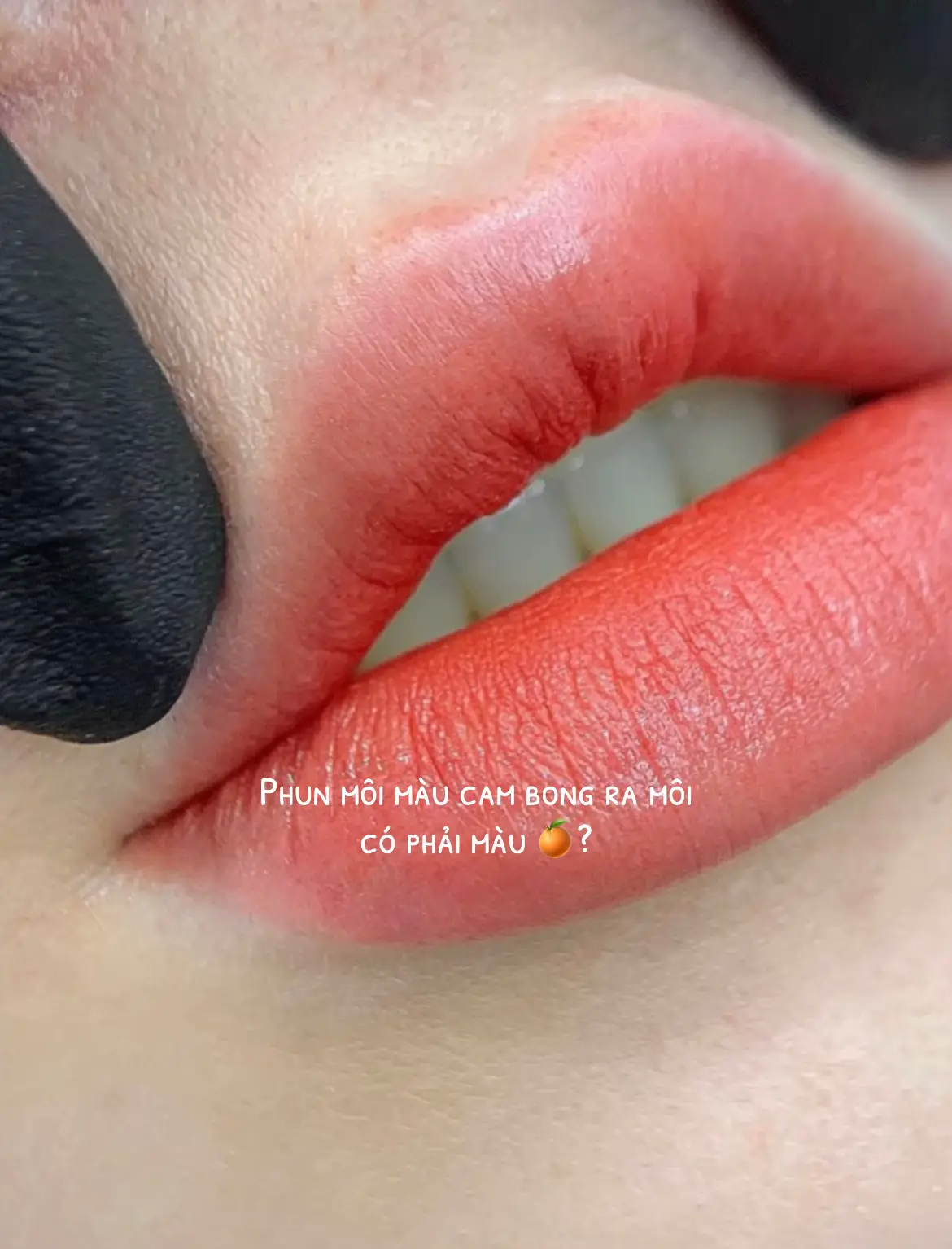 Môi bong là màu hồng cam nhé các nàng, vì màu cam kết hợp với các màu sắc tố của cơ thể như melamin và hymoglobin sẽ có màu riêng biệt #phunmoi #phunmoidep #phunmoitunhien #phunmoitanvien #phunmoiximuoi 