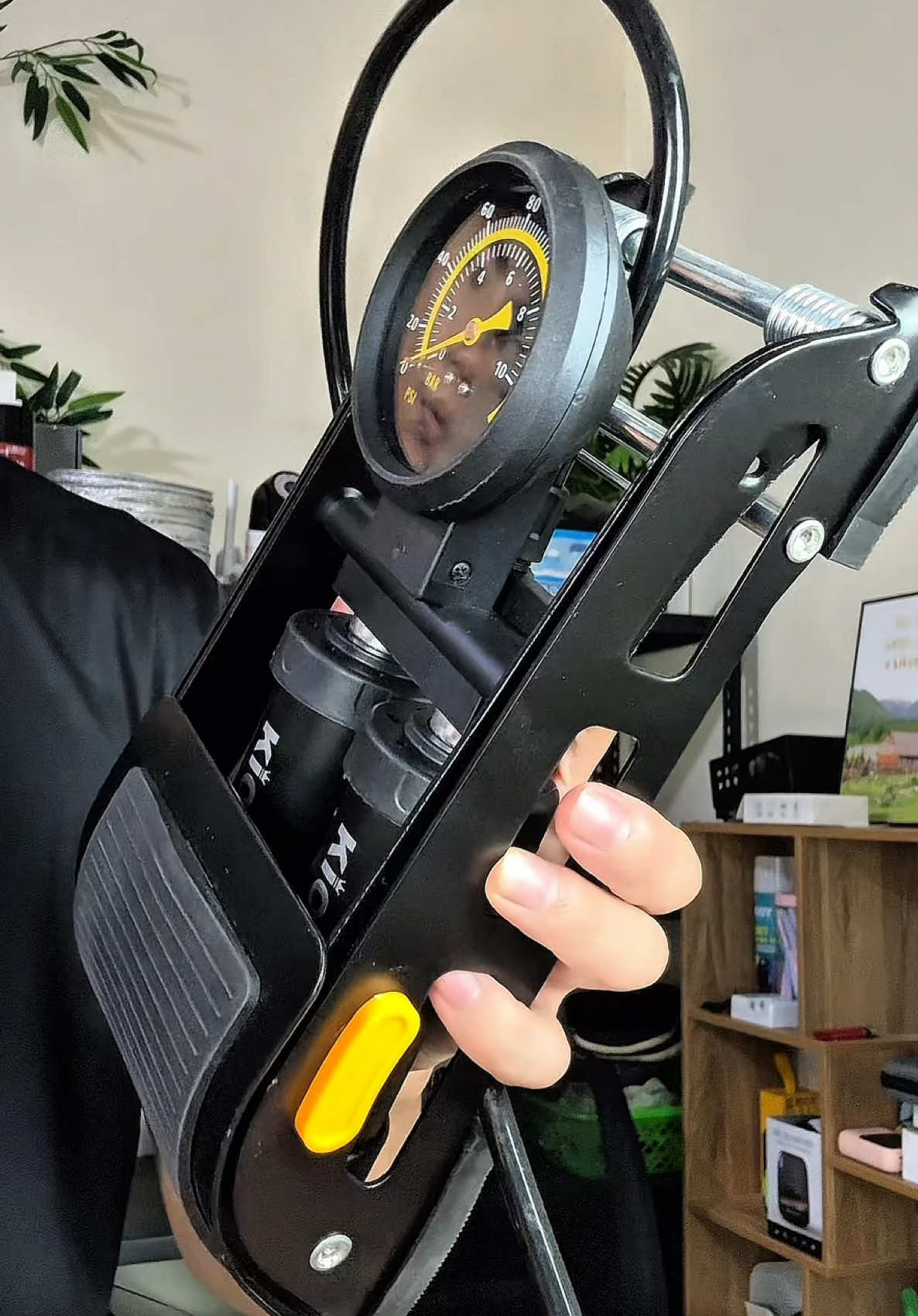 Bơm chân 2 xi lanh#hanhstore_1 #dogiadung #bomchan2xilanh 