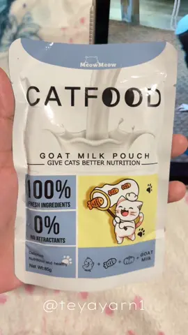 Goat’s milk is gentle on cats’ tummies and packed with nutrients. This wet cat food pouch keeps them healthy, hydrated, and happy! #WetCatFood #GoatsMilkForCats #HealthyHappyCats #FurParentEssentials #FYPFinds