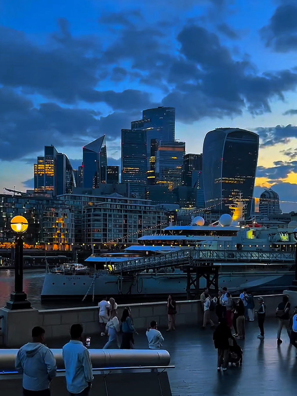 This is London ❤️😍 #londonlife #londonvibes #ukmemes #uk #london 