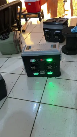 Caixa térmica com som e leds #caixatermicacomsom #fyp #brasil #caixadesom #jbl