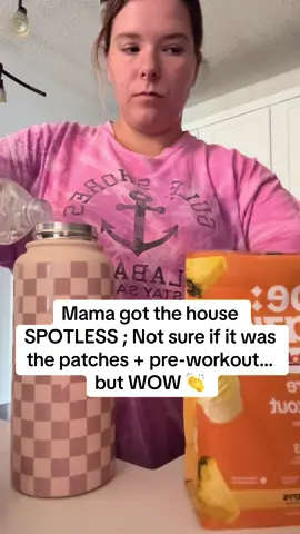 ✨ Yesterday I paired my pre-workout with these Kind Patches and WOW… I don’t know if it was the duo or what, but I flew through my cleaning list 🙌💪 The energy and focus were on another level. Trying it again today because mama has things to do! 🧹🔥 💧 Prepped my water ✅ ⚡️ Pre-workout ✅ 🩹 Kind Patches ✅ #HealingJourney #HealingMama #wellnessjourney #fitnessjourney #energy 