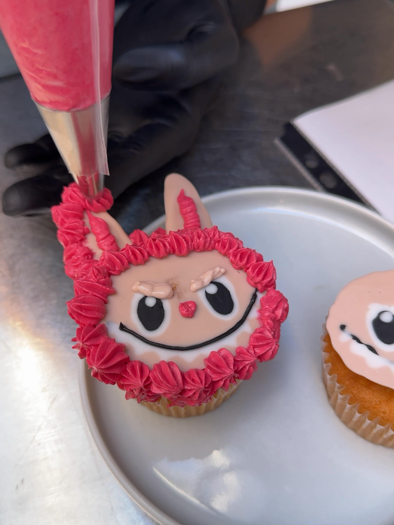 Cute Labubu Cupcake! Sweetness in every bite 🧁💖 #fyp #USA #labubu #cupcake