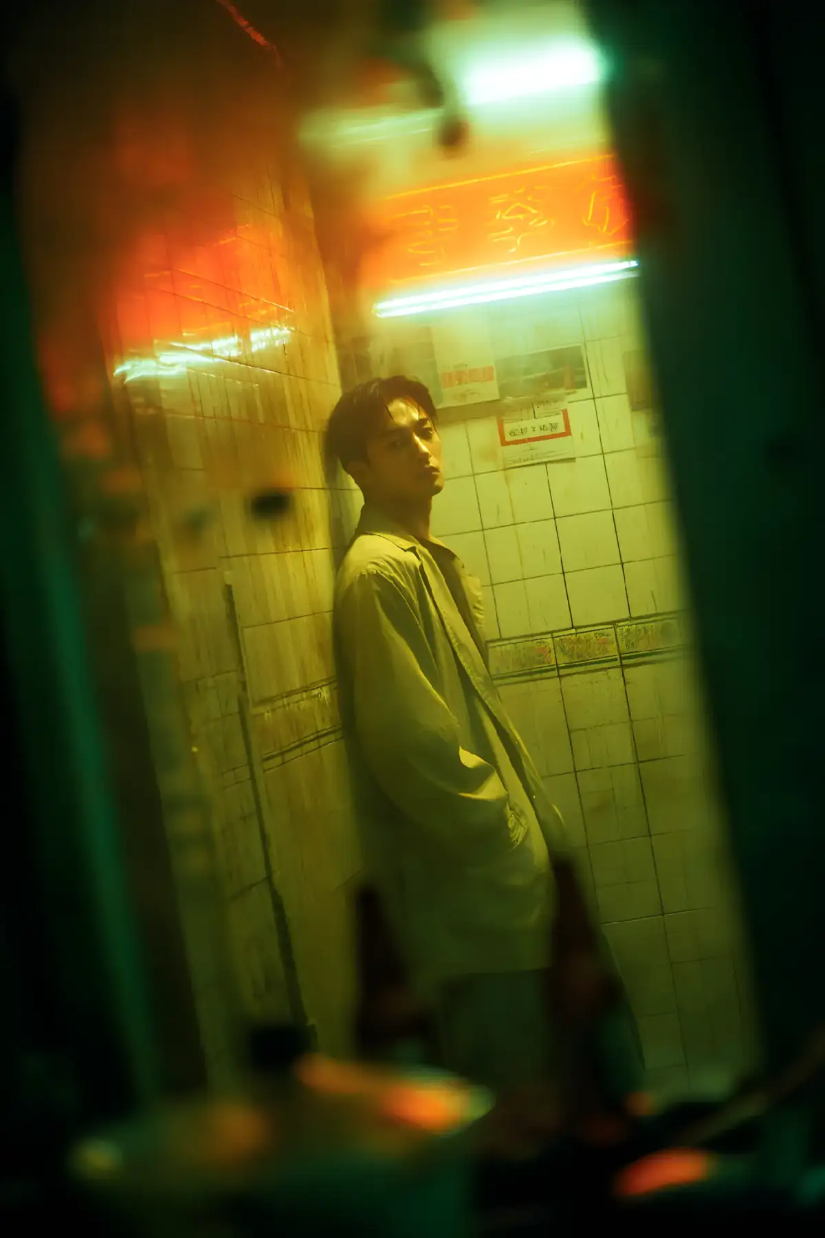 Mau bikin foto editorial 3x3 bergaya Chungking Express atau In the Mood for Love? 🌃🚬 👉 Cukup masukan foto kamu dan copy-paste prompt di Nano Banana, dan lihat hasilnya jadi seperti still-cut film klasik Hong Kong. slide 1&3 contoh foto dan slide 2&4 hasil generate di gemini / nano banana Coba bikin versi kalian sendiri, lalu tag aku biar bisa saling lihat hasilnya 🔥 Prompt : A cinematic 3x3 photo grid inspired by Wong Kar Wai, featuring a character in a black fitted turtleneck, beige trousers, leather belt, chunky silver bracelet, and minimal leather backpack, placed in neon-lit urban nightscapes. Extreme close-up of a hand with bracelet and cigarette glowing under red-green neon, full-body alone on rain-soaked street with signage reflections, medium close seated in dim café booth with half-filled tea glass, mid-shot walking through narrow alley with neon blur and wet pavement reflection, tight crop of leather belt and cigarette pack glowing with neon tint, 3/4 body leaning against tiled wall under green neon wearing reflective sunglasses, black & white profile framed through rainy bus window with cigarette smoke, distant full-body at deserted bus stop under melancholy streetlamp shadow, and close frontal through fogged-up glass with intense eye contact and red neon streaks across face. Captured with 35mm–85mm prime lenses at wide apertures (f/1.4–f/2.8), shallow DOF, cinematic RAW look with warm tungsten yellows, saturated reds/greens, soft blooming highlights, grainy texture. Mood: melancholic, solitary, poetic Wong Kar Wai atmosphere. #fyp #gemini #nanobanana #prompt #wongkarwai 