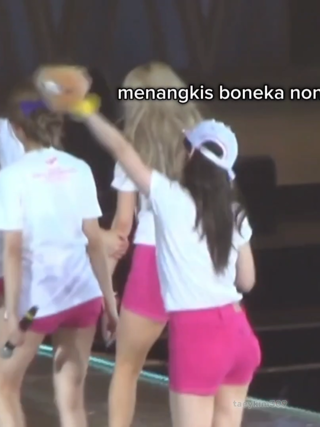 taeyeon fineshyt rizz aura 100+++ damn 😎😎🥵🔥🔥😱😍#taeyeon #snsd #girlsgeneration #kpopedit #fineshyt 