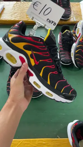#factory #workshop #shoe #Tn #wholesale #nike #fyp #airmaxplus 