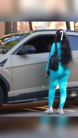 100% Gold Digger Girl #golddigger #car #supercar #lamborghini #golddiggerprank 