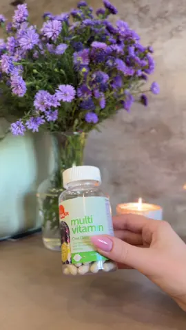 💊 Feeling my best every day with Zahler One Daily Vegan Multivitamin!  Just one capsule a day keeps me energized and balanced 🌿✨ Perfect for a clean, vegan-friendly boost.