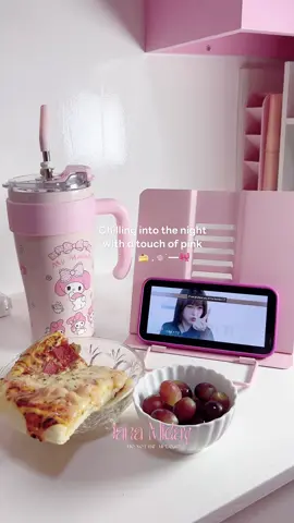 🧘‍♀️✨🍕🎀#cdrama #pinkroom #coquette #pizza #cozynight 