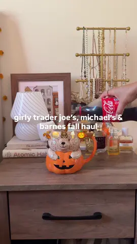 🍁 happy first day of fall!#traderjoeshaul #fallfinds #fallshopping #falldecorating 