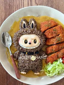 Would you taste this Zimomo-shaped Labubu curry? 🍛😋 #labubuthemonsters #curry #zimomothemonsters #labubumacarons #labubuunboxing 