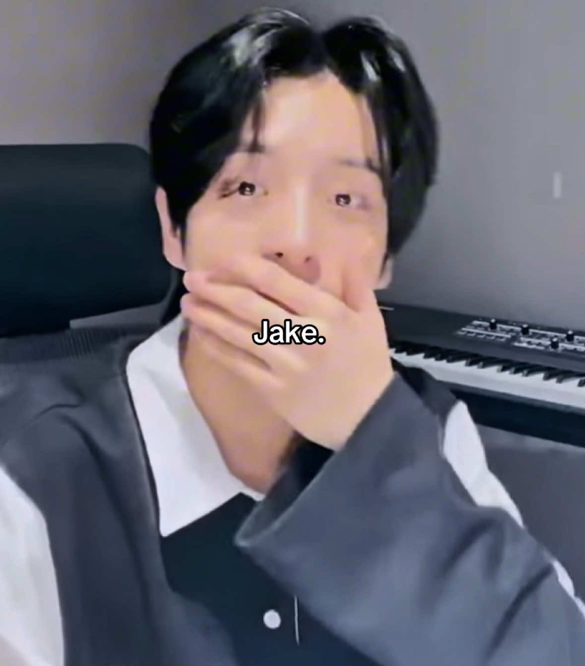 Not a complete Jake Compilation if the puppy aegyo is not included 🥀 #enhypen #jake #xyzabc #fyp #jakecore 