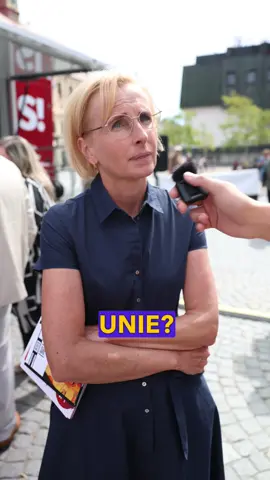 Kateřina Konečná přestává projektu Evropské unie věřit a tvrdí, že pro budoucnost mladé generace přinese více škody než užitku🧐  #mladiprodemokracii #hlasmladych 