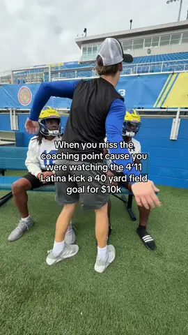She did NOT hit ts😭😭 #0routez #football #sports 