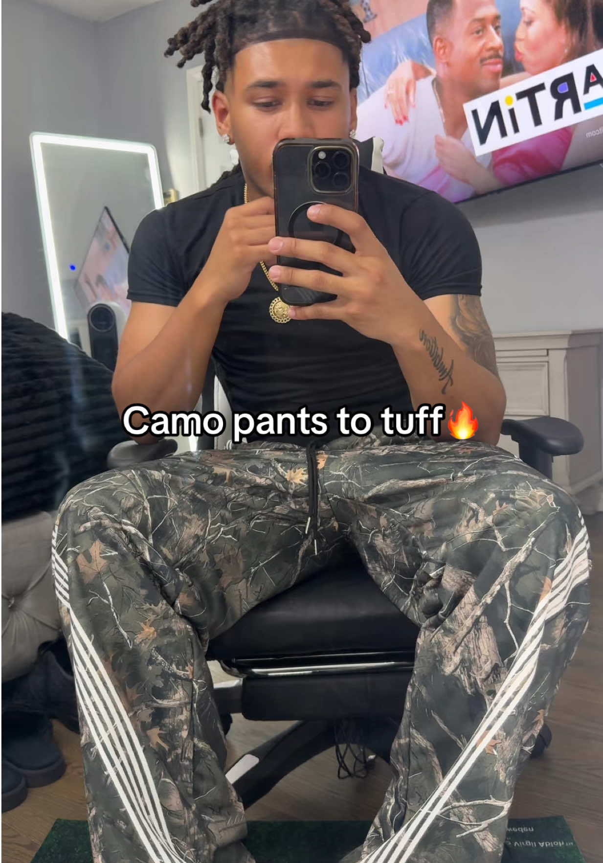 These camo pants gotta be my top fr🔥 , size small in the video. go shop these down on the link #fyp #camopants #fashiontiktok #viral #tiktokshop 