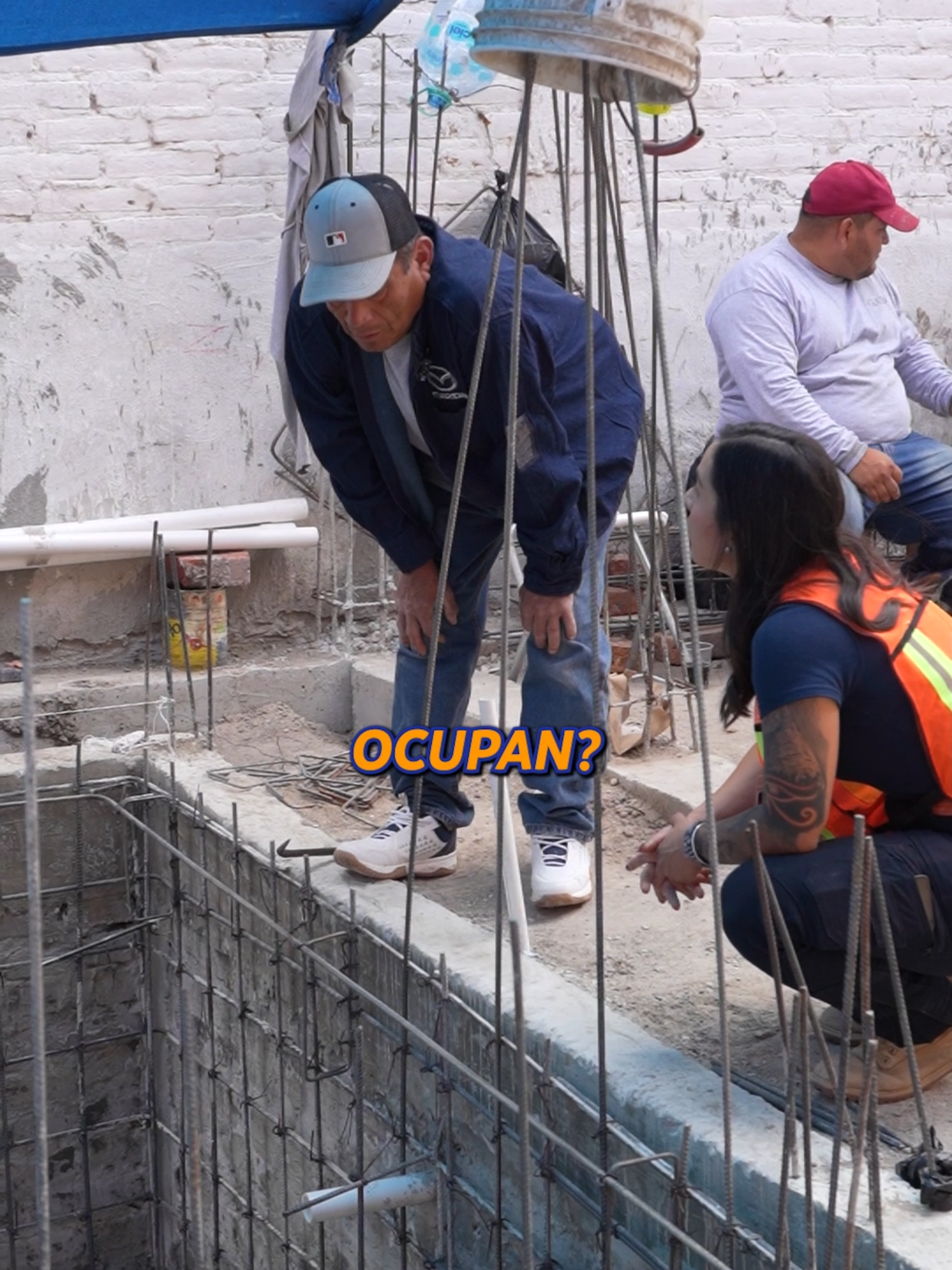 👷‍♂️ #TipDeObra Don Miguel nos platica cómo se construye una alberca terapéutica 🏊‍♂️ Trabajo especializado y con dedicación, de la mano de los que saben. ¿Ya conocías este tipo de construcción? Cuéntanos en los comentarios 👇 Gracias por hacernos parte de tus sueños  💪 #TipDeObra #albañileria #Construcción #obra #construccion #albañil #Cemento
