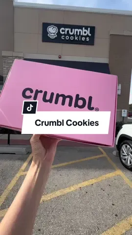 ✨ CRUMBL BIRTHDAY DEAL ✨ Buy 6 cookies, only pay for 4! Who’s grabbing a box? 🍪🎂 #crumblcookies #crumbl #crumblecookie #jamiesdailydeals @Crumbl 