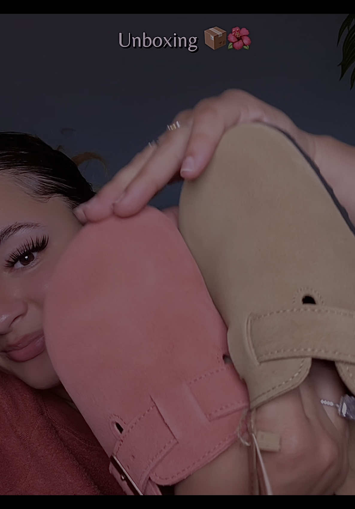 I need these in every color 🥹🙌🏻🌺 . . . . #projectcloud #projectcloudshoes #clogs #fallfashion #fallaesthetic #fallaesthetic #fallclogs #bentonclogs #tiktokmademebuyit #tiktokshopcreatorpicks 