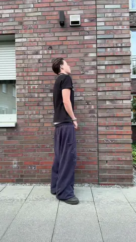 Chill fit #balenciaga #fashiontiktok 