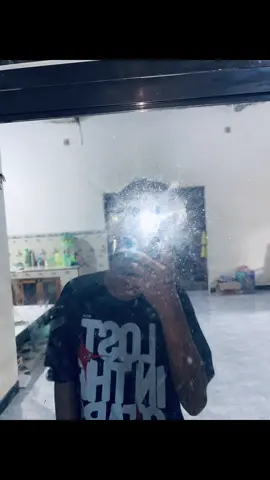 🥹#sadstory🥀 #fotolive #mirorselfie #fyp #sadvibes 
