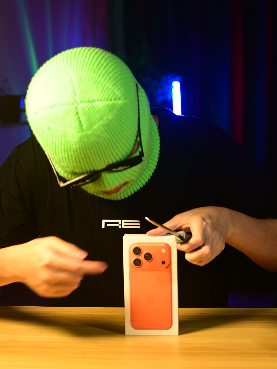 iPhone 17 Pro Durability Test📱🪛