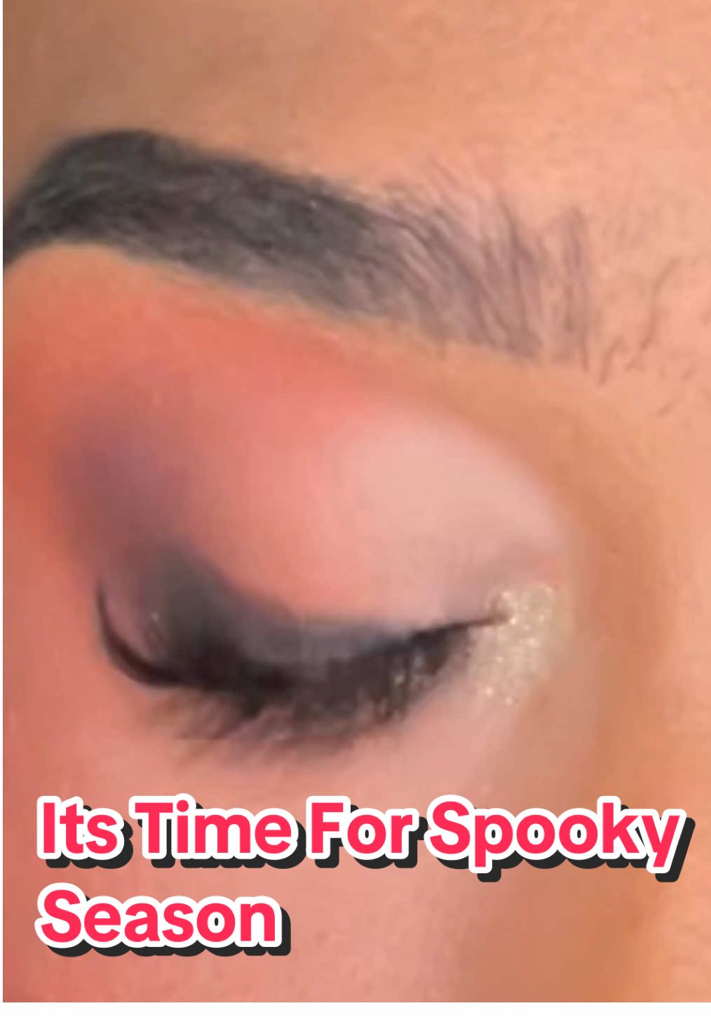 Spooky Season is amongst us! 💀👻🎃 #spookyseason #makeup #makeuptiktok #makeupvideo #boysinmakeup 