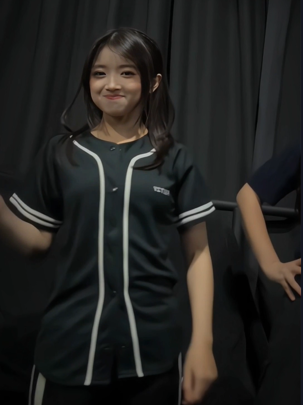 tonton sampe akhir lucu mukanya 🗿🍷🪽 #fritzyjkt48 #fritzyrosmerian #jkt48 #fyp 