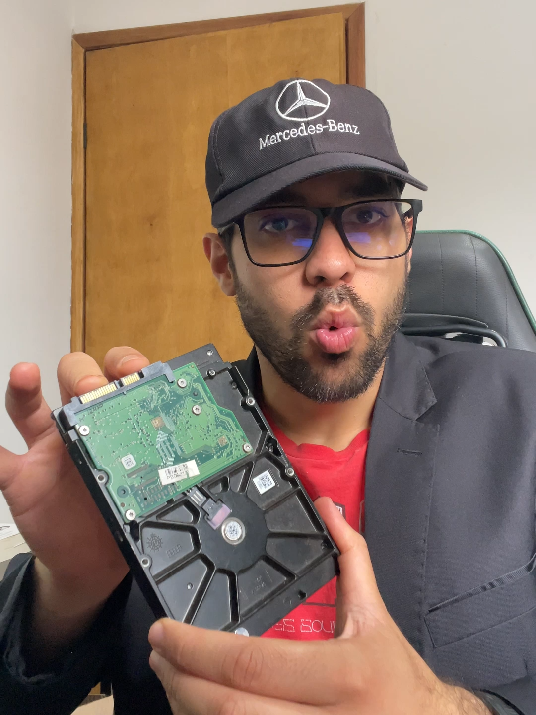 Por que o HD de 1TB marca 931 GB? #hd #ssd #informatica #manutencao #tecnologia #ti #techtok #techtokbrazil