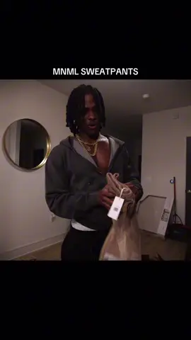 #tiktokshop #tiktokshopcreatorpicks #fallfashion #mnml #sweatpants 