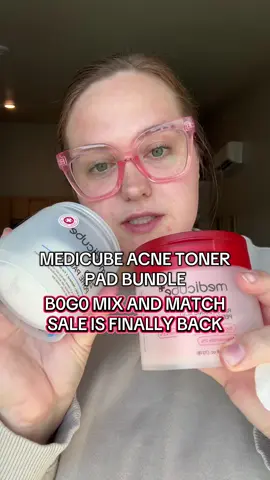 TRUST the process with these!! MY SKIN IS SO CLEAR NOW!! @medicube global #medicube #tonerpads #medicubeskincare #medicubebundle #tonerpad #zeroporepad #acnetoner #acnetonerpads #zeropore 