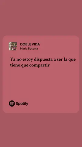 DOBLE VIDA- María Becerra ✨ “Doble vida” de María Becerra habla de lo que siente alguien que vive un amor en las sombras. La protagonista se enamora de una persona que ya tiene pareja y se convierte en “la otra”. Por eso la canción transmite esa mezcla de pasión e ilusión, pero también dolor y frustración: aunque lo ama de verdad, sabe que nunca va a ser la única ni ocupar el lugar principal en su vida. Es una historia de amor prohibido, de esperas y secretos, donde el corazón quiere más pero la realidad siempre pone límites. #amorprohibido #laotra #mariabecerra #doblevida #argentina 